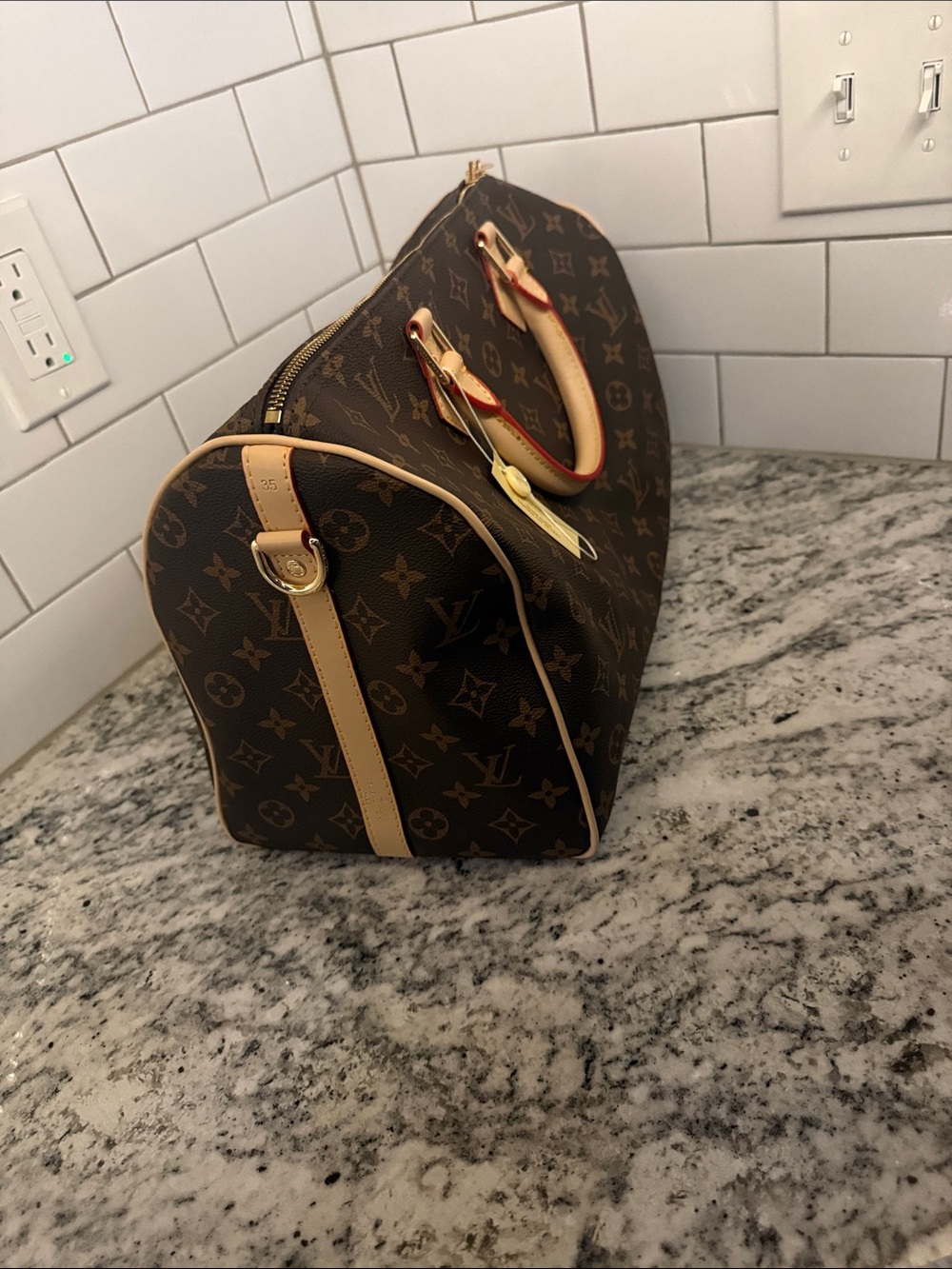 Handbag - Picture 10 of 13